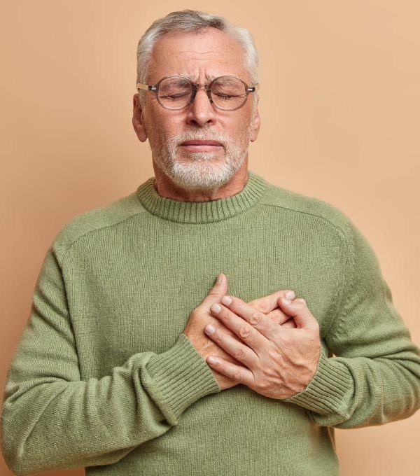 胸悶不是小事！冠心病不可忽視的警訊